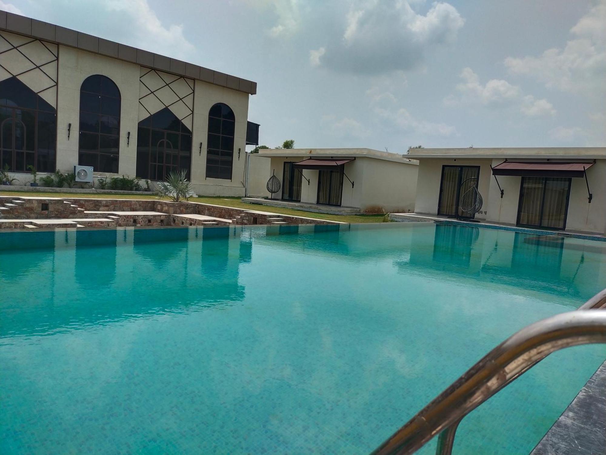 Amore Farms Kukas Jaipur Villa Bagian luar foto